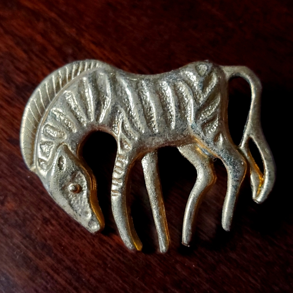 Vintage gold zebra brooch pin